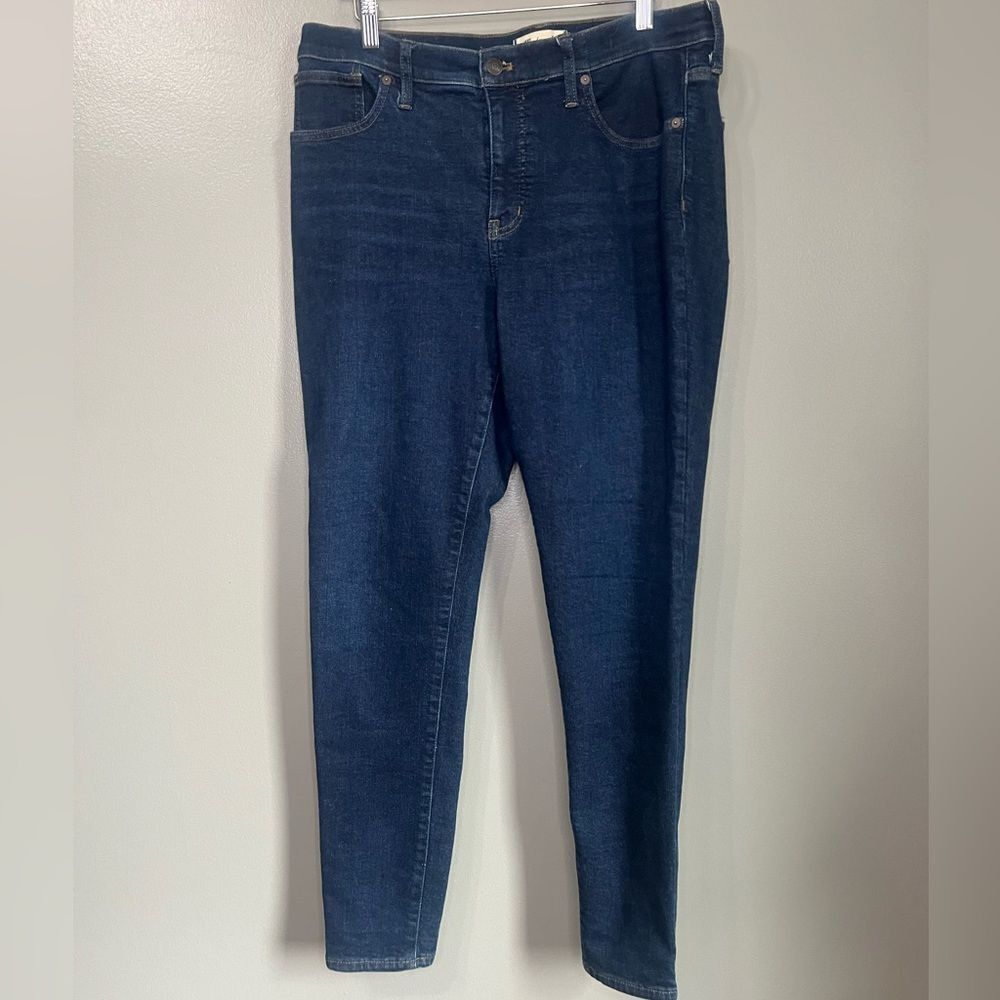 Madewell 9” mid rise skinny‎ jeans size 32  dark wash Preppy